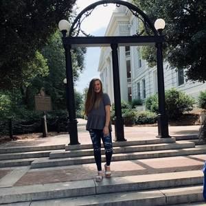 Meet your Posher, Victoria